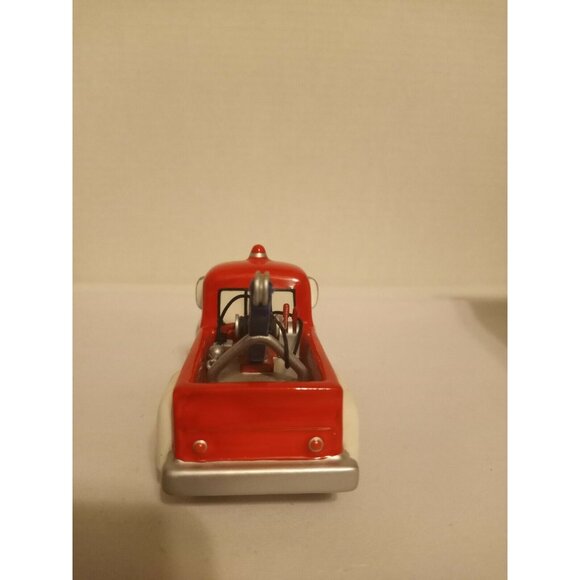 Dept 56 Snow Village - Service Vehicles - AAA Tow Truck - Picture 5 of 6